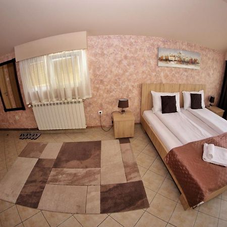 Apartmani Zecevic Никшич Экстерьер фото