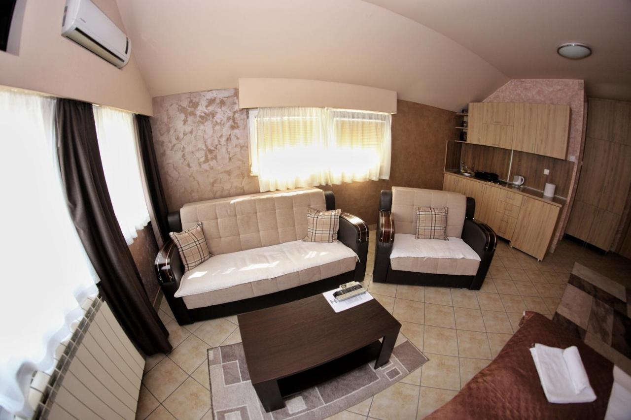Apartmani Zecevic Никшич Экстерьер фото