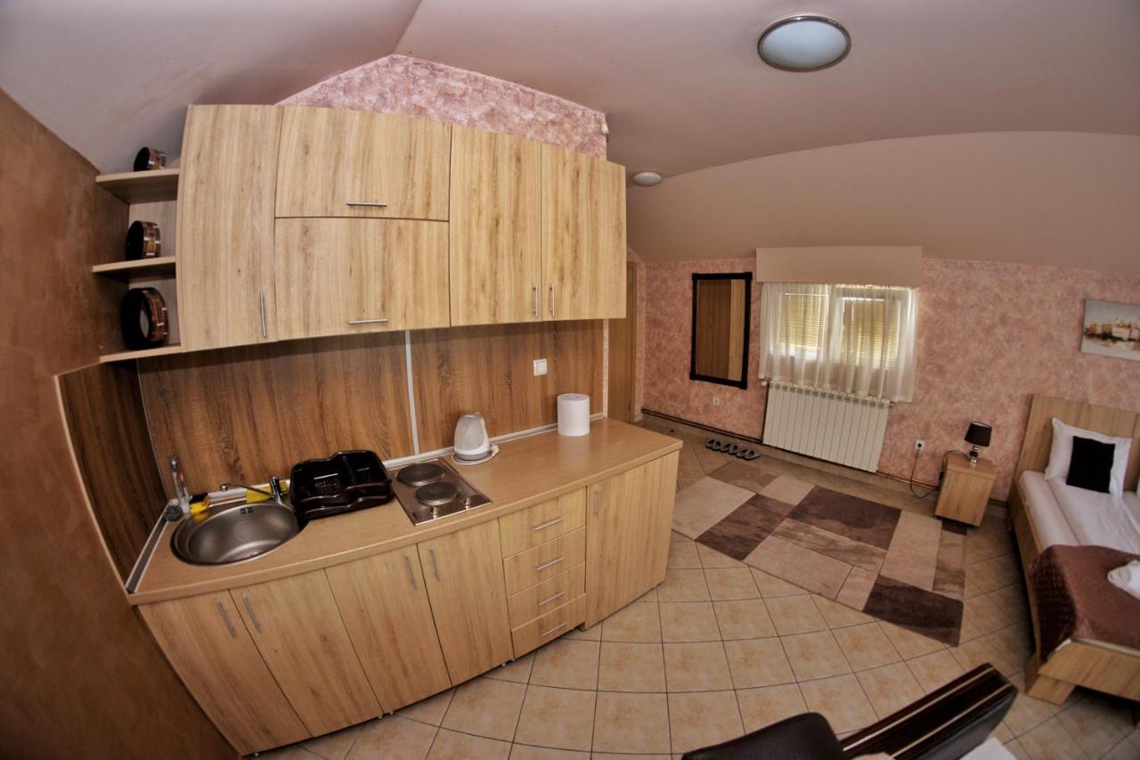 Apartmani Zecevic Никшич Экстерьер фото
