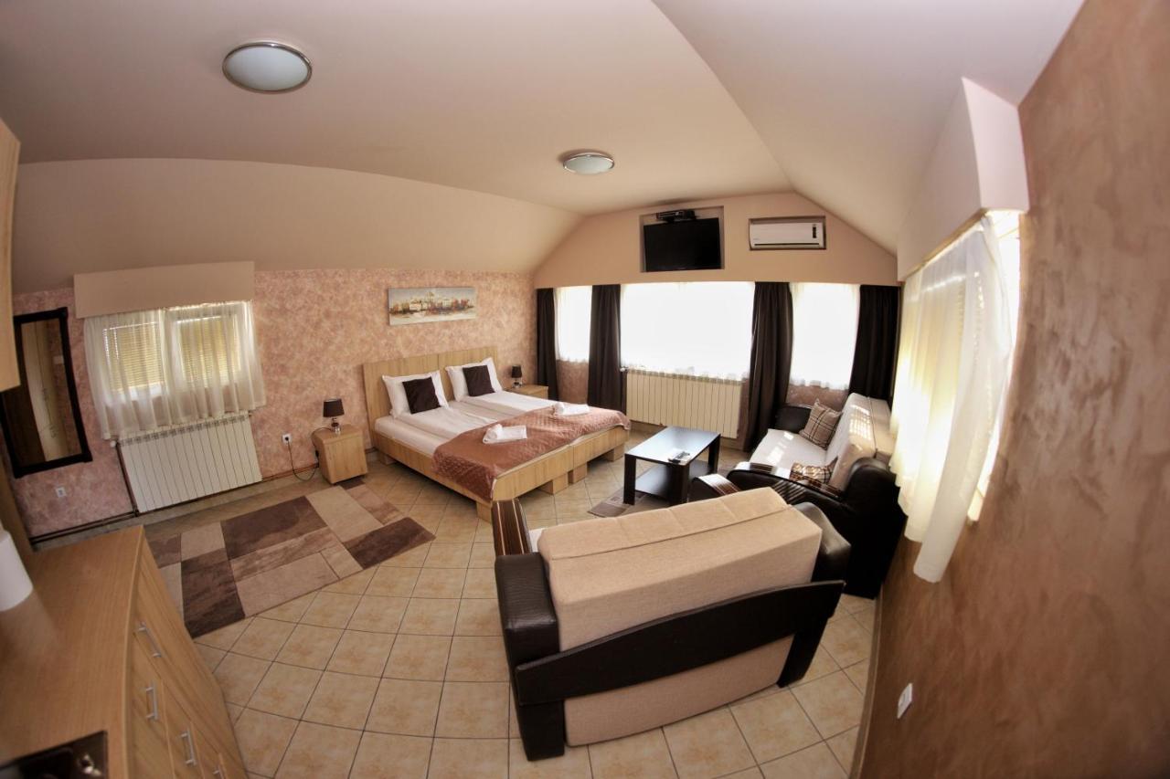 Apartmani Zecevic Никшич Экстерьер фото