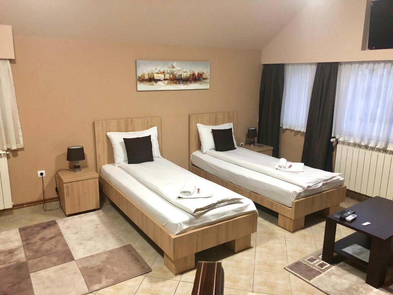 Apartmani Zecevic Никшич Экстерьер фото